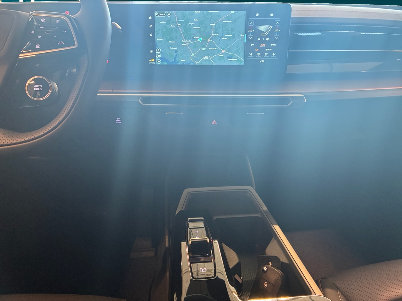 KGM Musso EV vaihtoauto