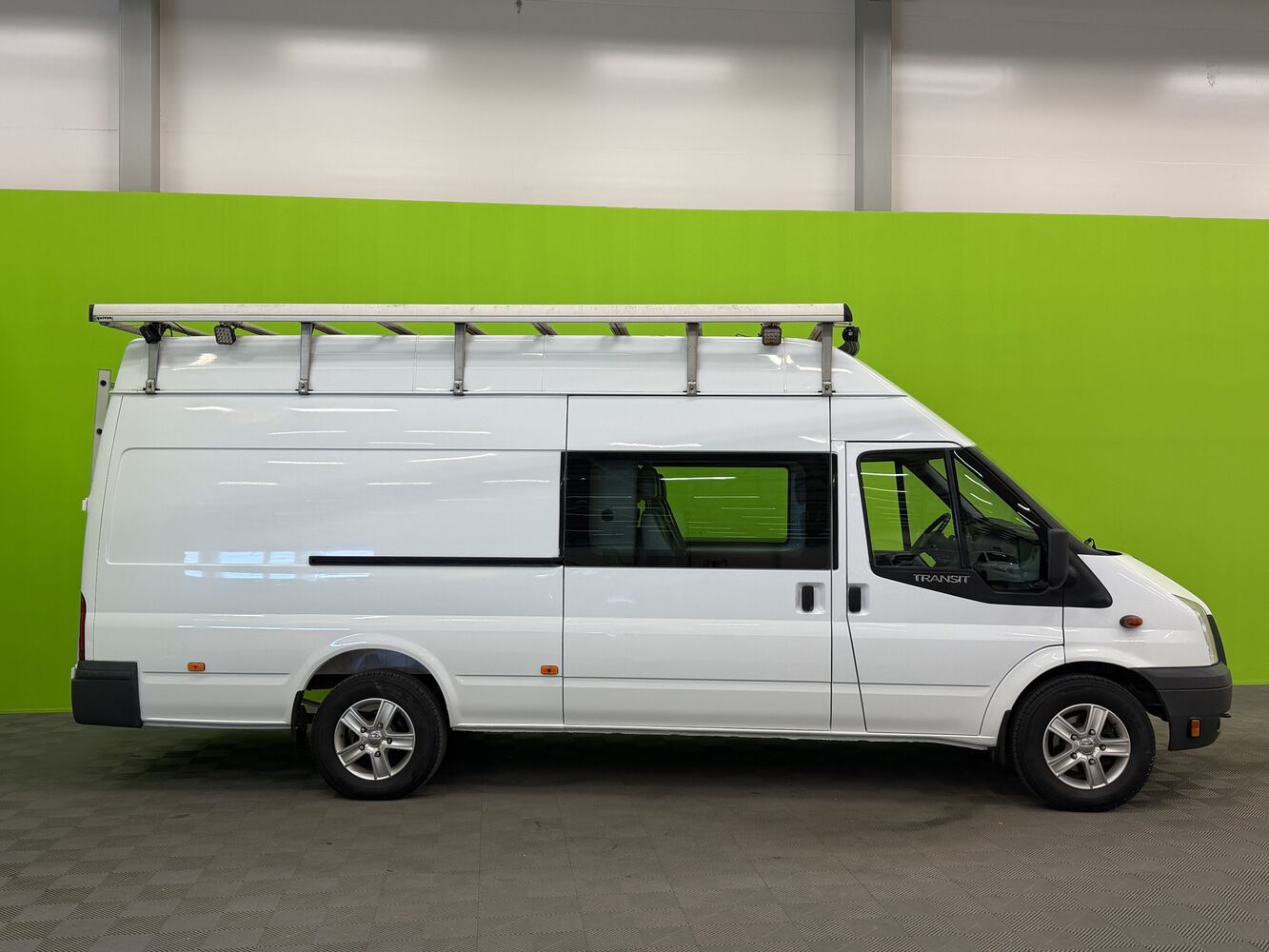 Ford Transit vaihtoauto