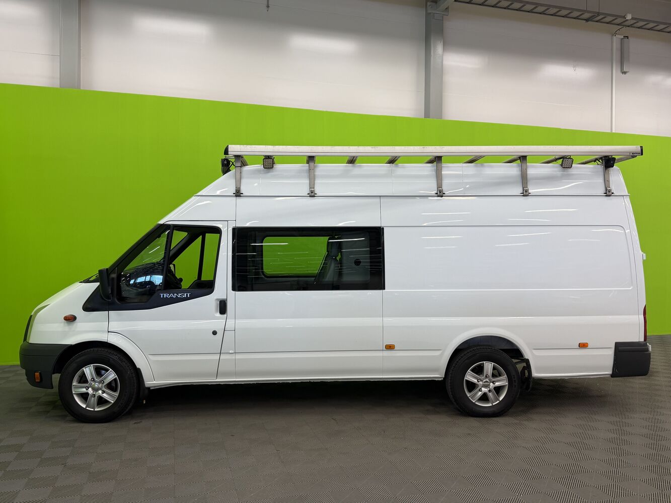 Ford Transit vaihtoauto