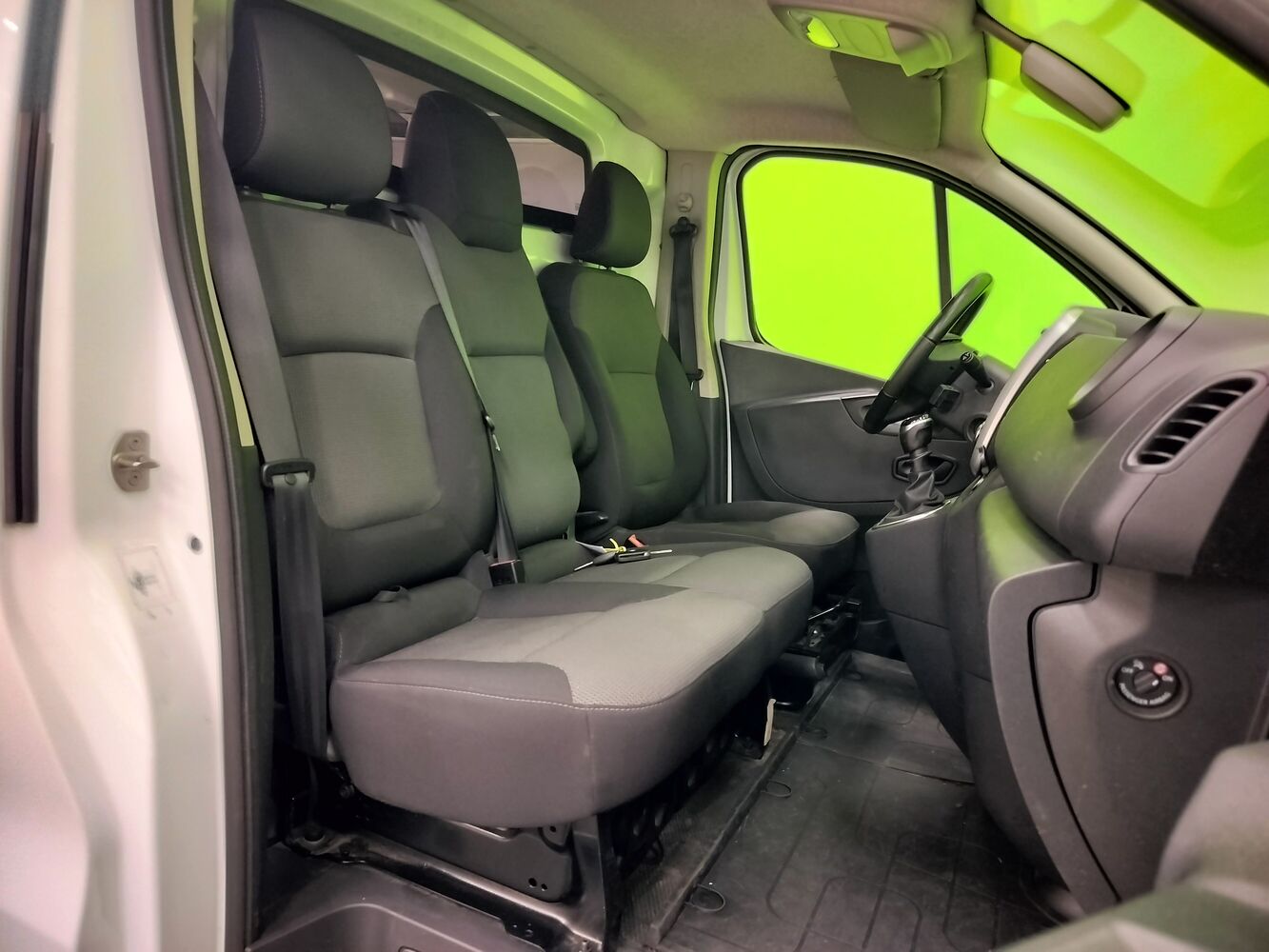 Renault Trafic vaihtoauto