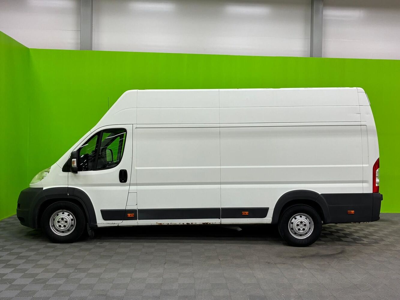 Peugeot Boxer vaihtoauto
