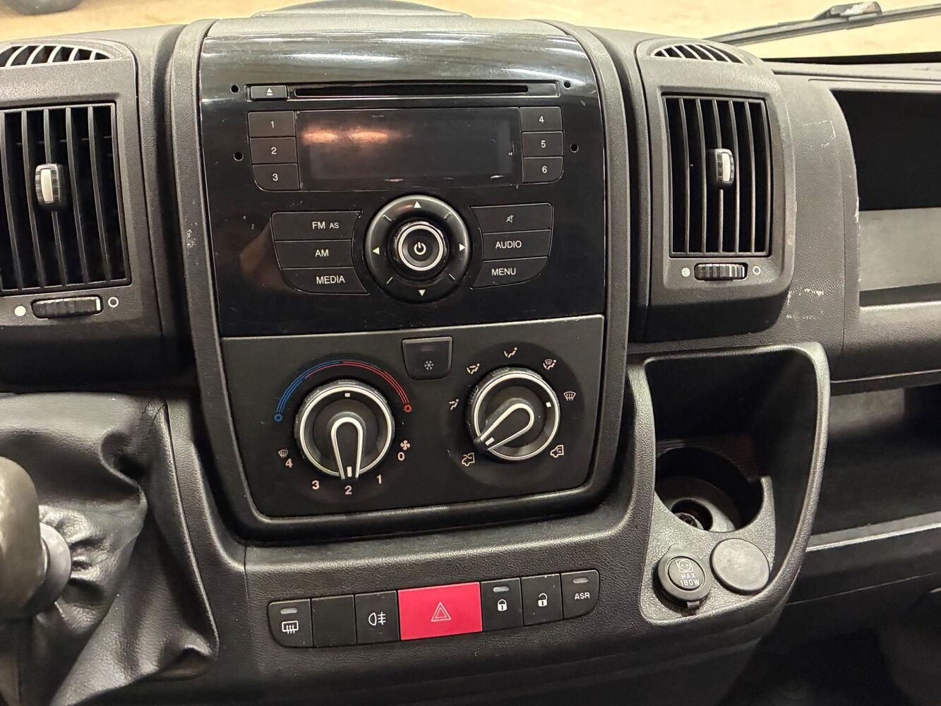 Peugeot Boxer vaihtoauto