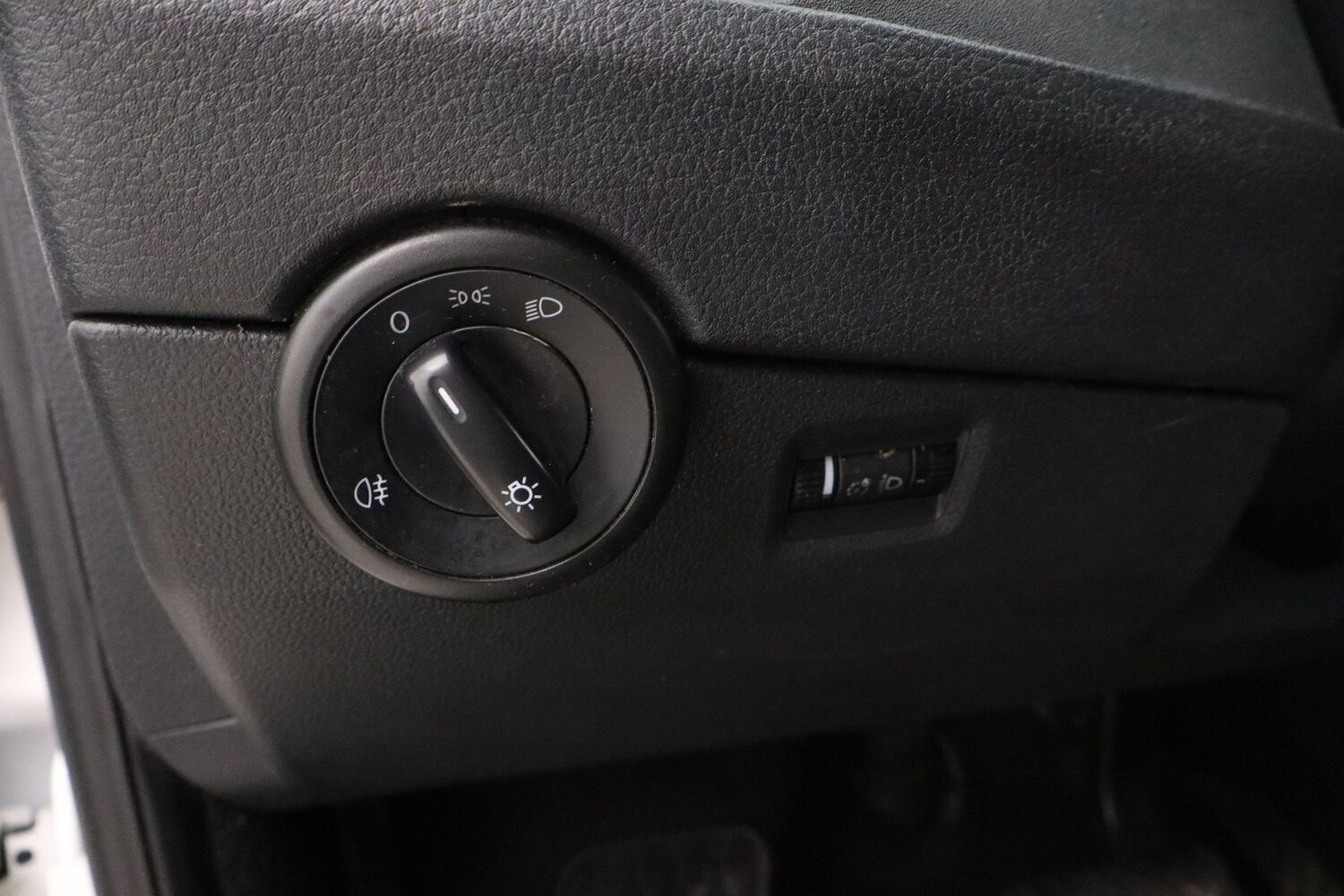 Volkswagen Caravelle vaihtoauto