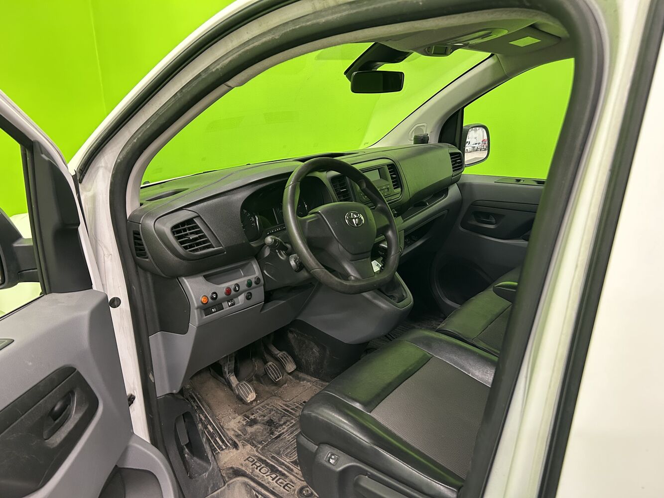 Toyota Proace vaihtoauto