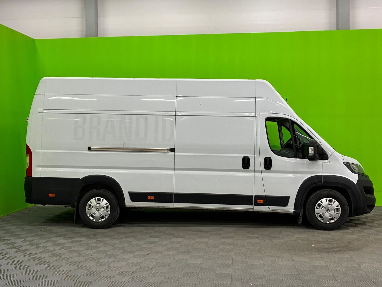 Peugeot Boxer vaihtoauto