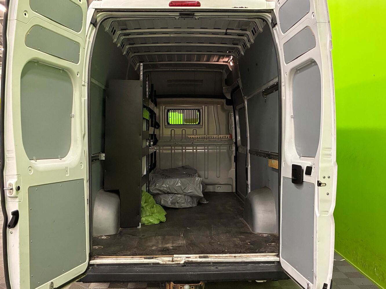 Peugeot Boxer vaihtoauto