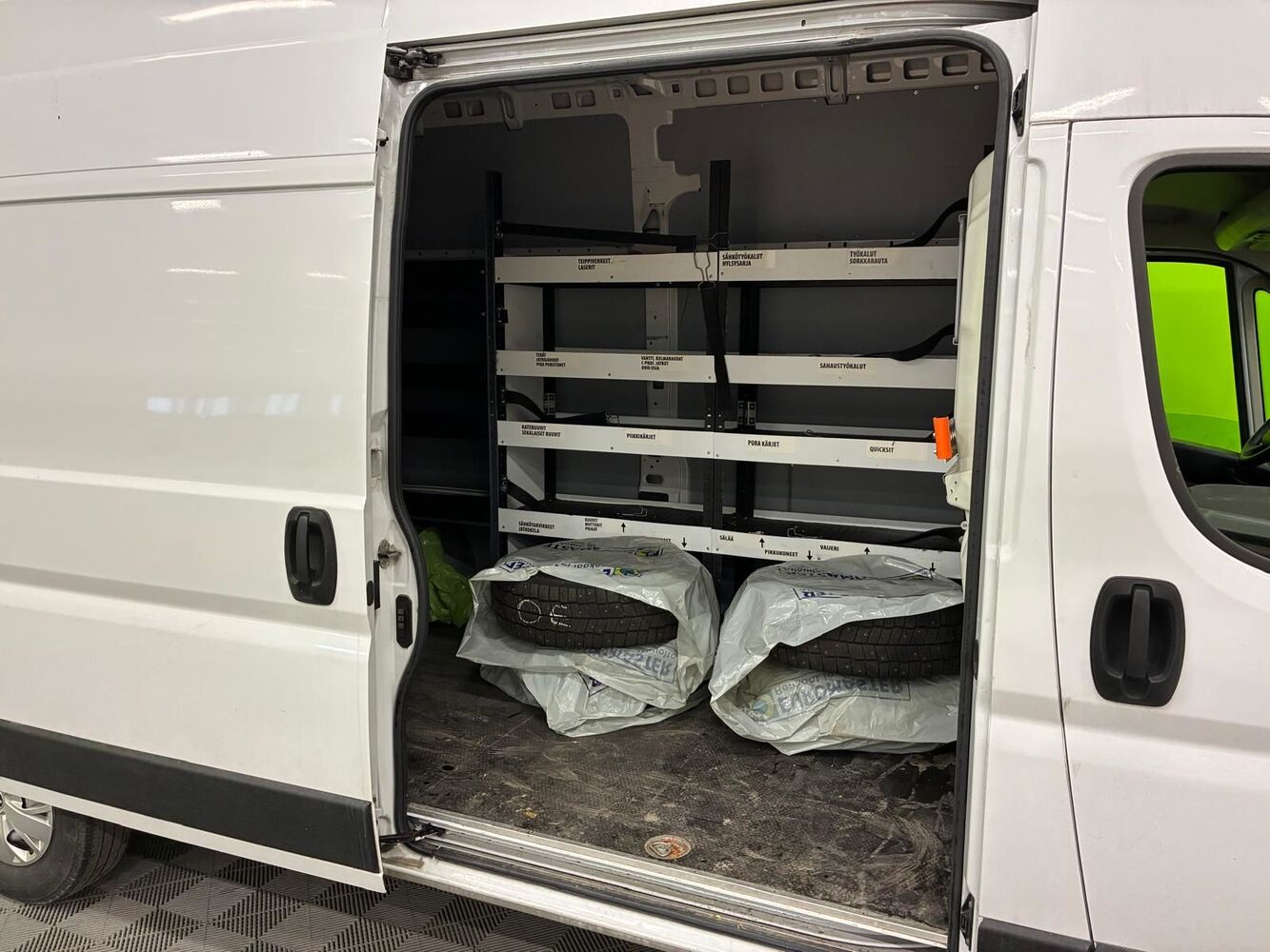 Peugeot Boxer vaihtoauto