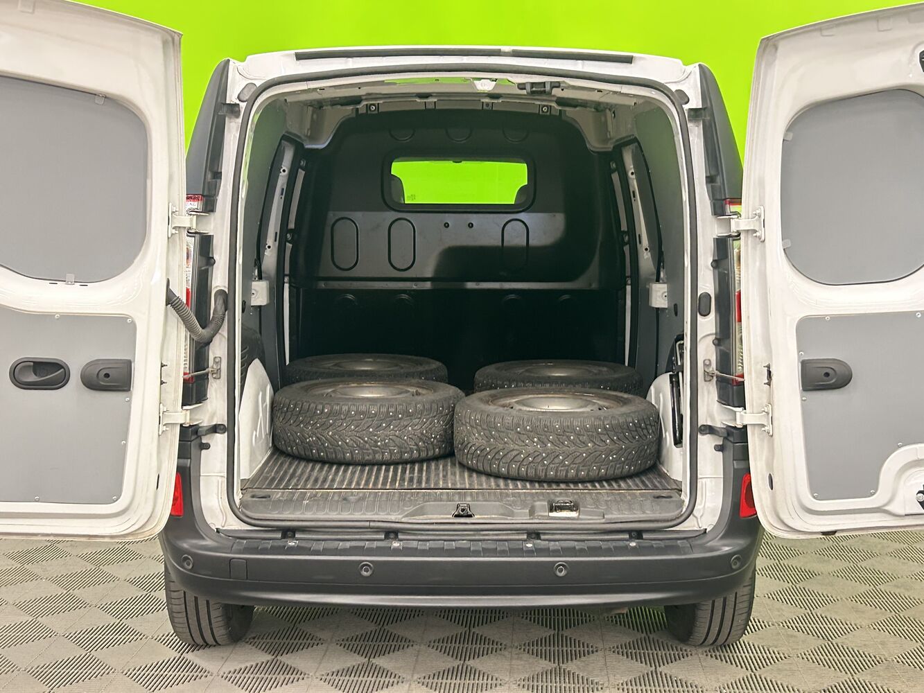 Renault Kangoo vaihtoauto