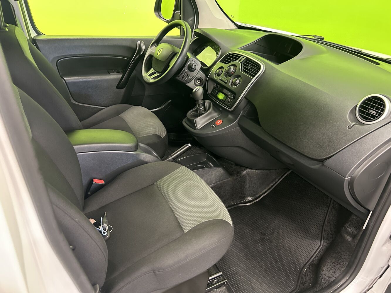 Renault Kangoo vaihtoauto