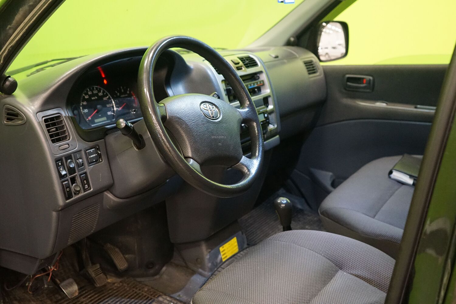 Toyota Hiace vaihtoauto