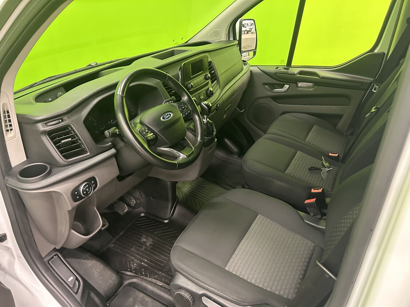 Ford Transit Custom vaihtoauto