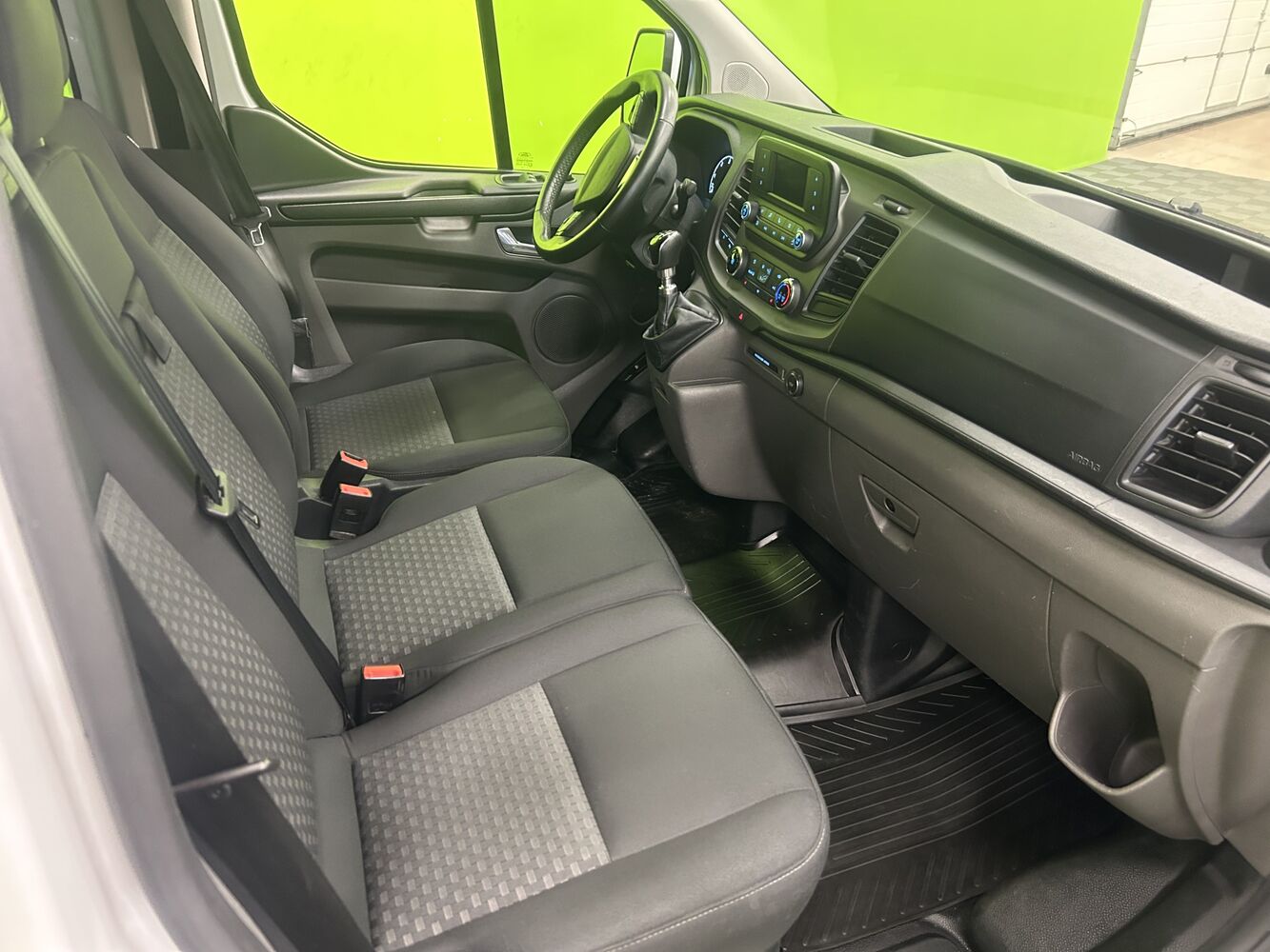 Ford Transit Custom vaihtoauto