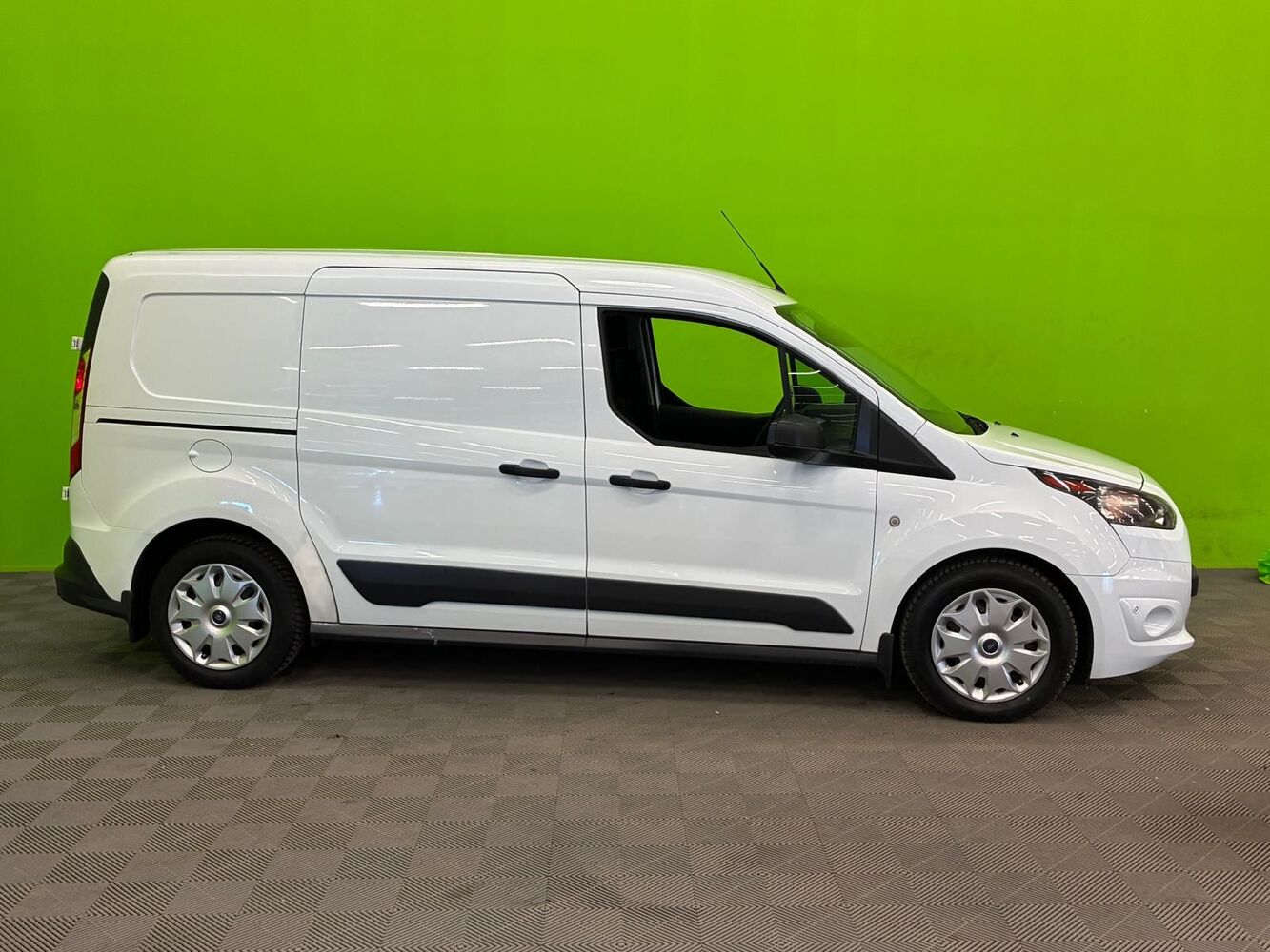 Ford Transit Connect vaihtoauto