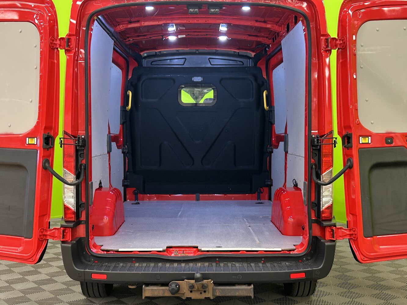 Ford Transit vaihtoauto