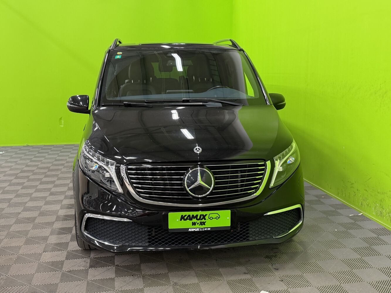 Mercedes-Benz EQV vaihtoauto