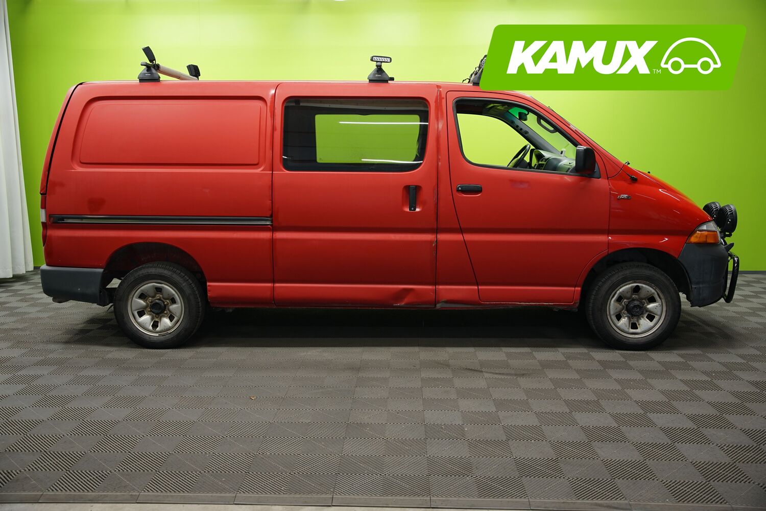 Toyota Hiace vaihtoauto