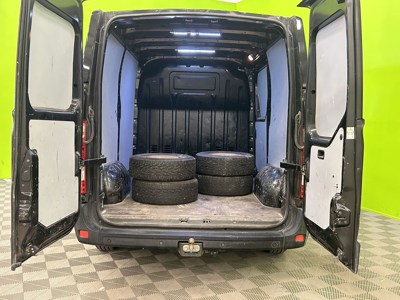 Opel Movano vaihtoauto