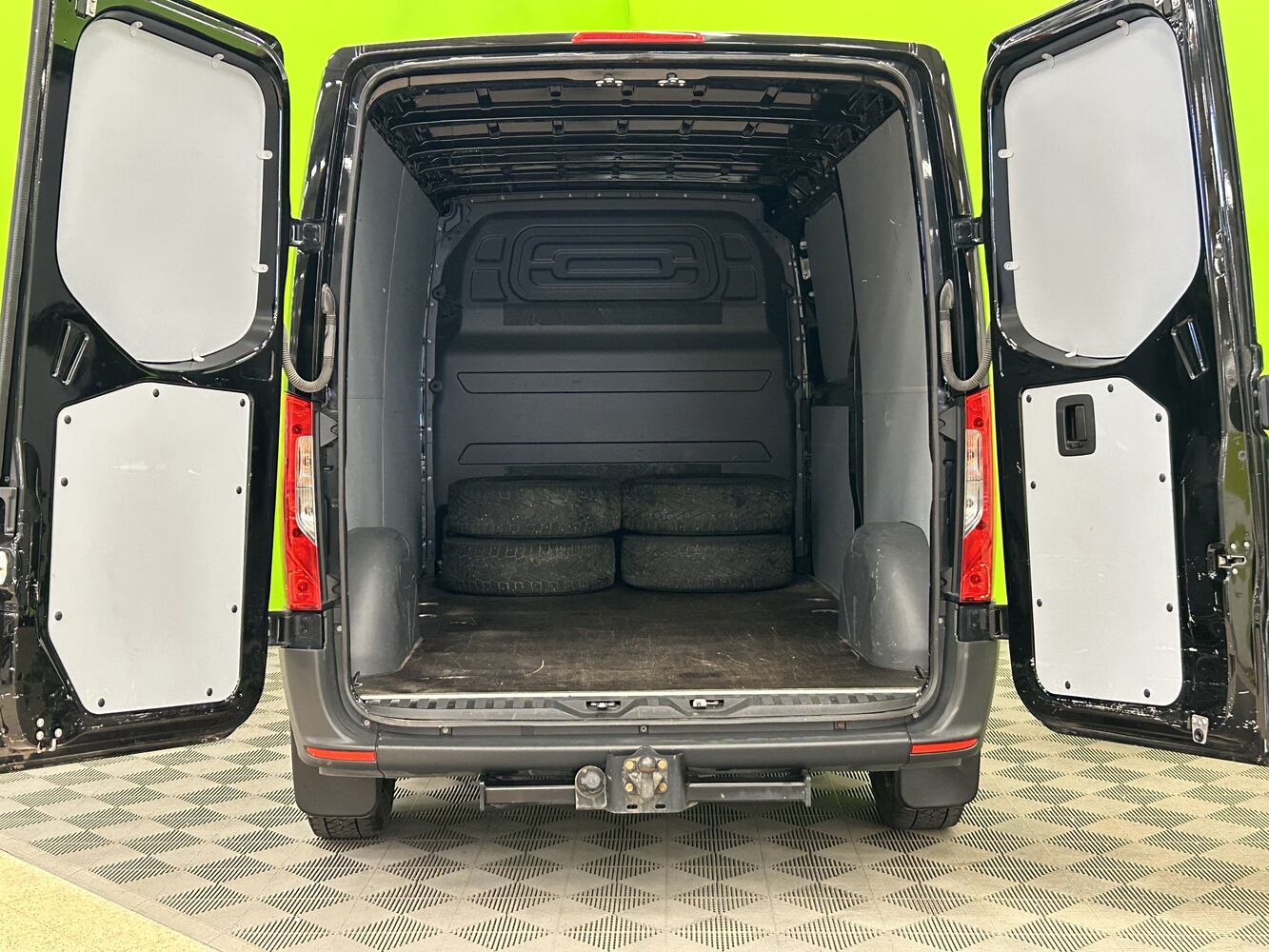 Mercedes-Benz Sprinter vaihtoauto