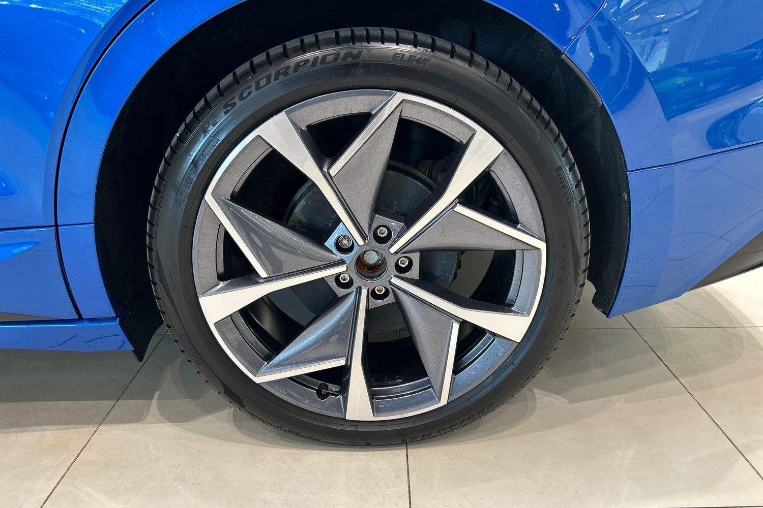 Skoda Enyaq vaihtoauto