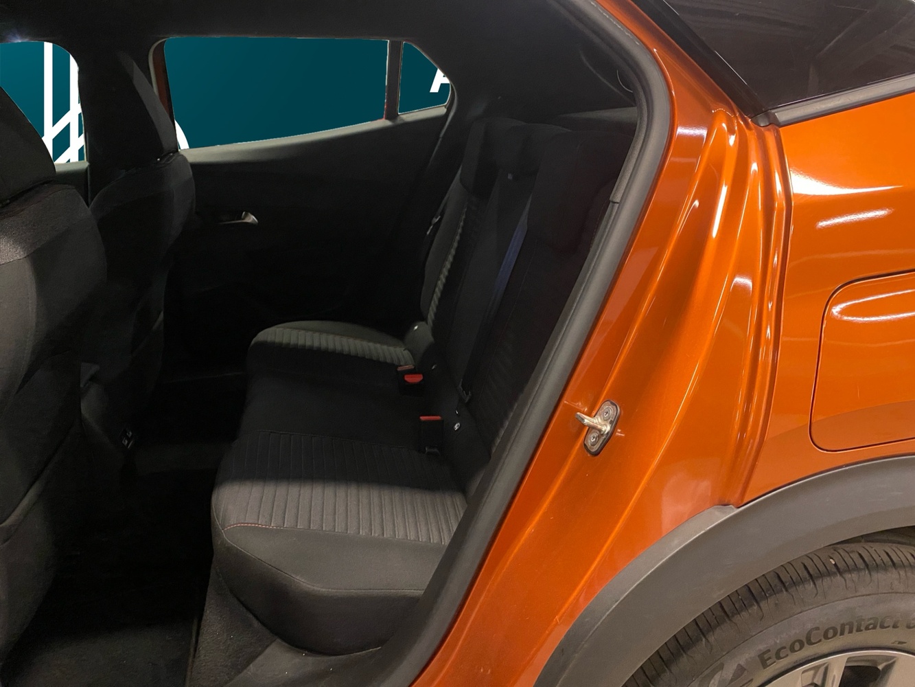 Peugeot e-2008 vaihtoauto