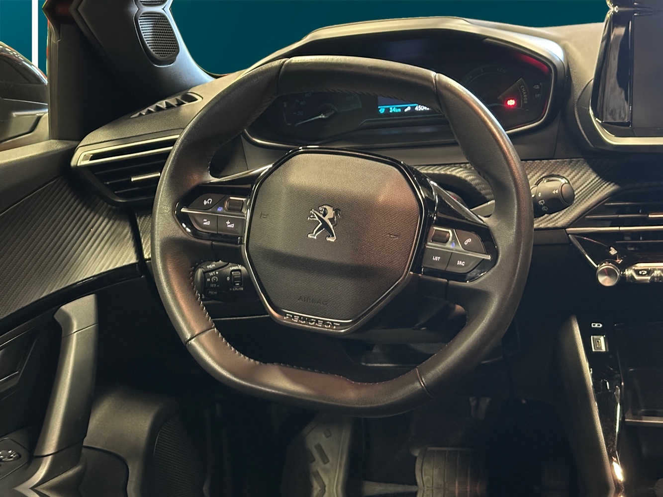 Peugeot e-2008 vaihtoauto