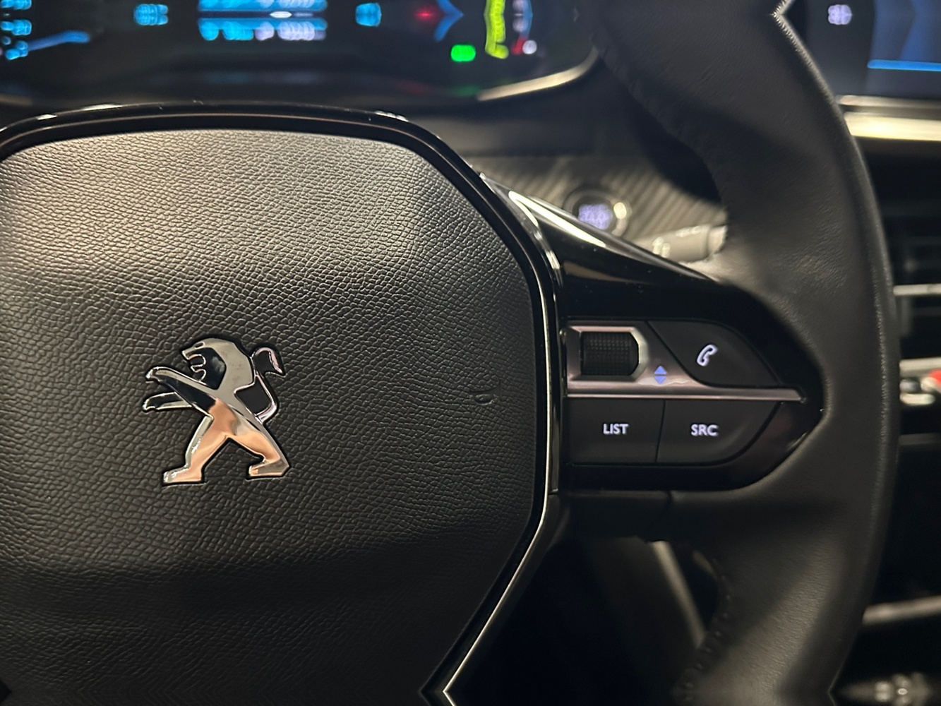 Peugeot e-2008 vaihtoauto