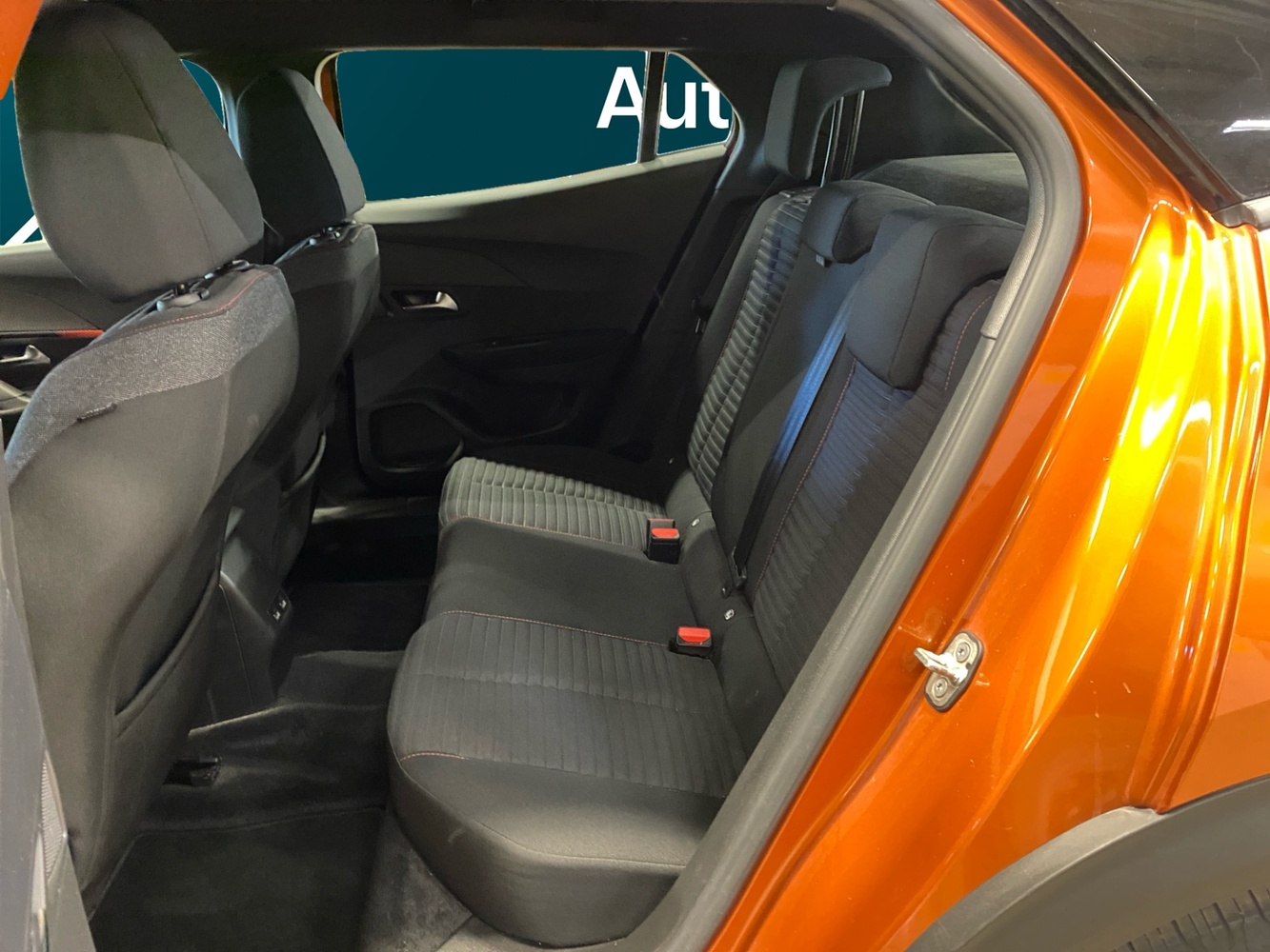 Peugeot e-2008 vaihtoauto