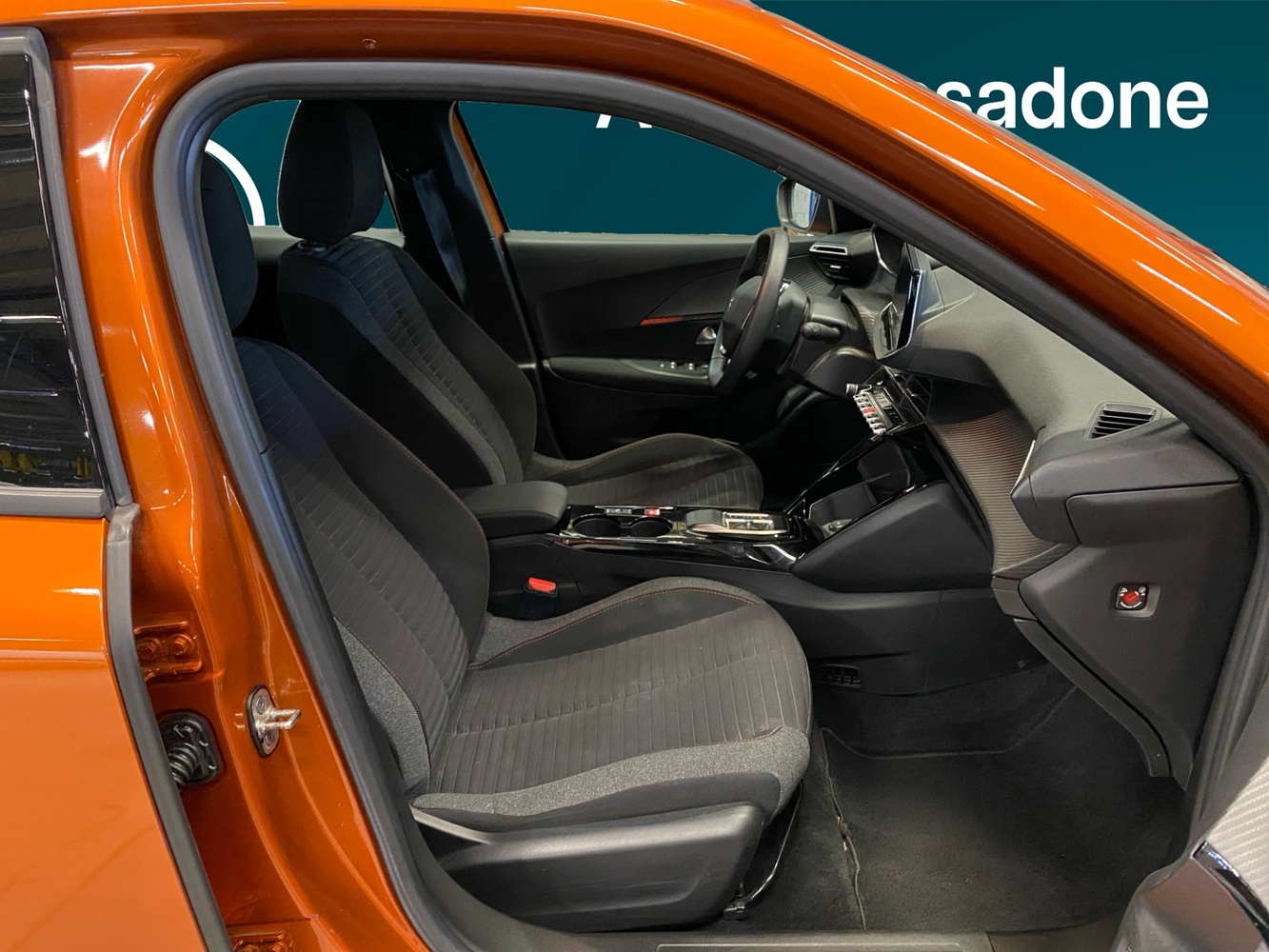 Peugeot e-2008 vaihtoauto