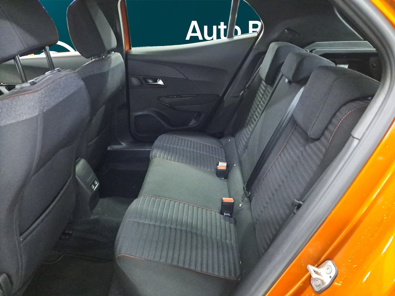 Peugeot e-2008 vaihtoauto