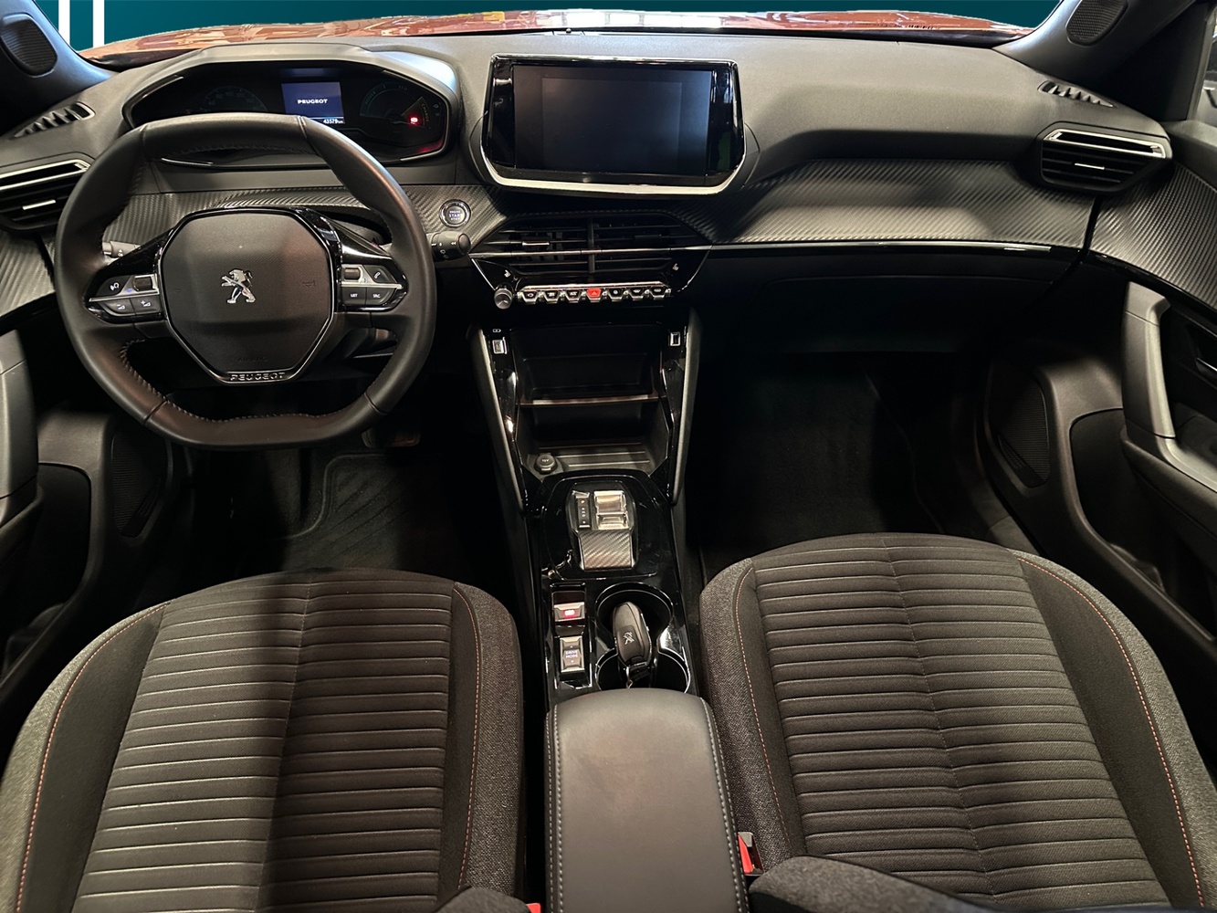 Peugeot e-2008 vaihtoauto