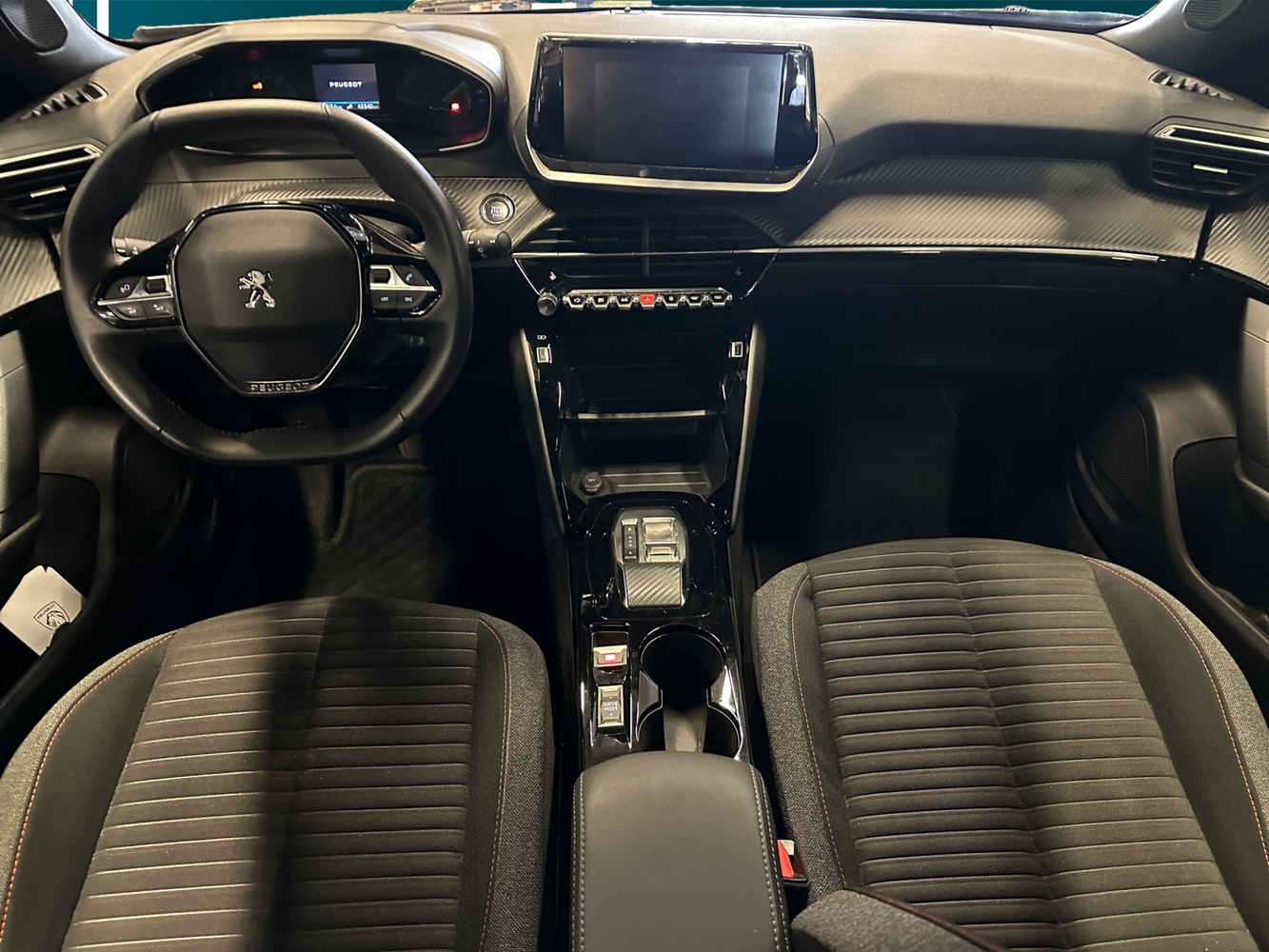 Peugeot e-2008 vaihtoauto
