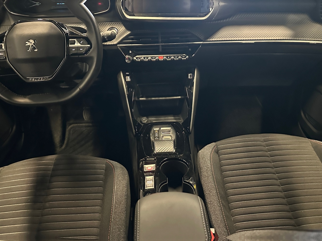 Peugeot e-2008 vaihtoauto