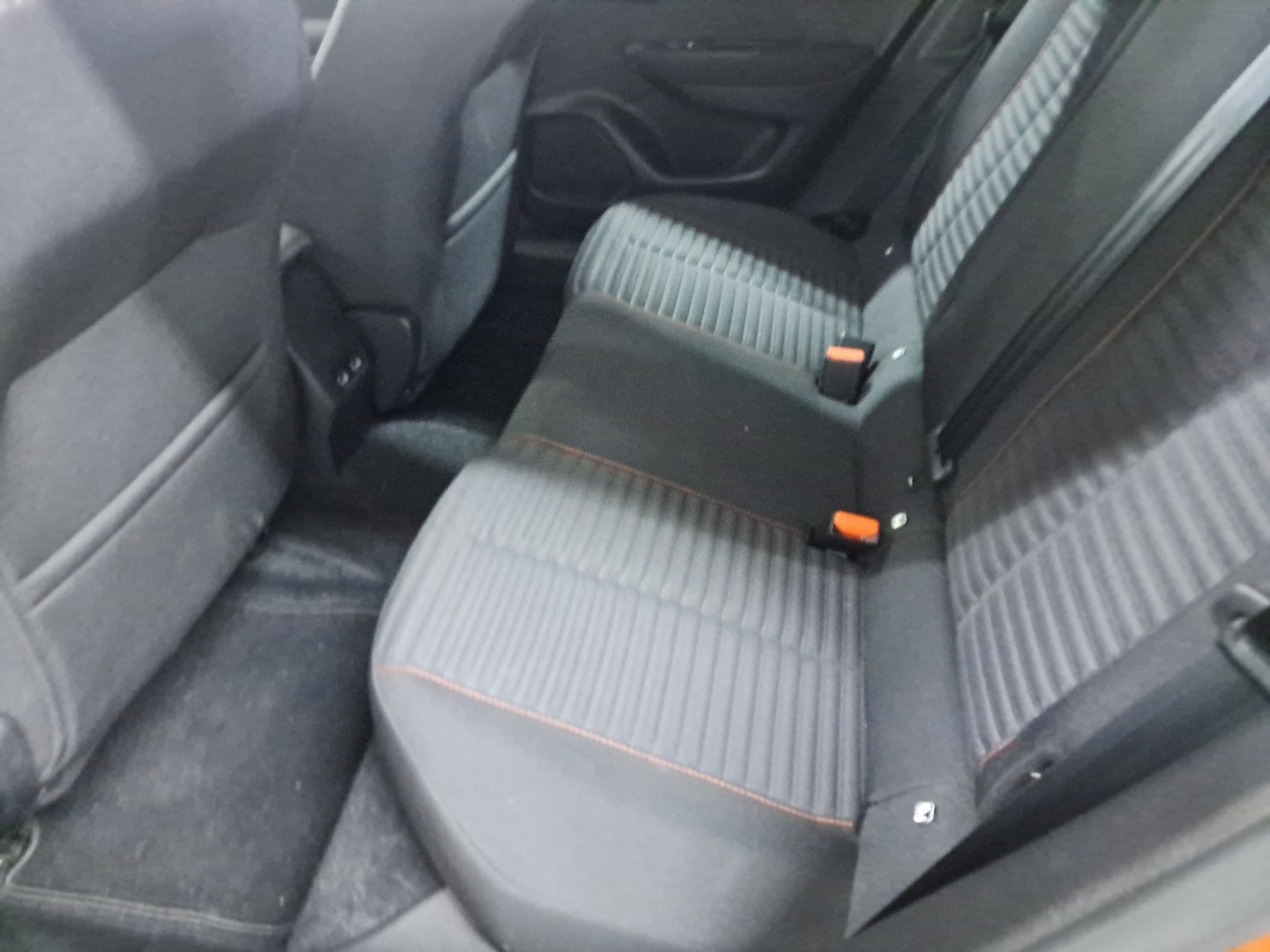 Peugeot e-2008 vaihtoauto