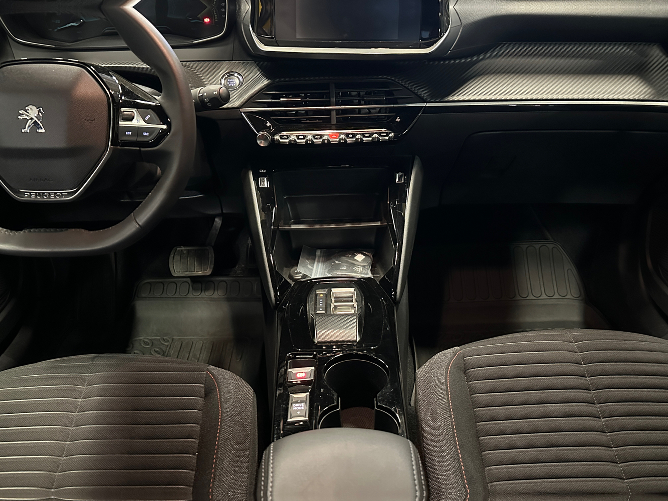 Peugeot e-2008 vaihtoauto