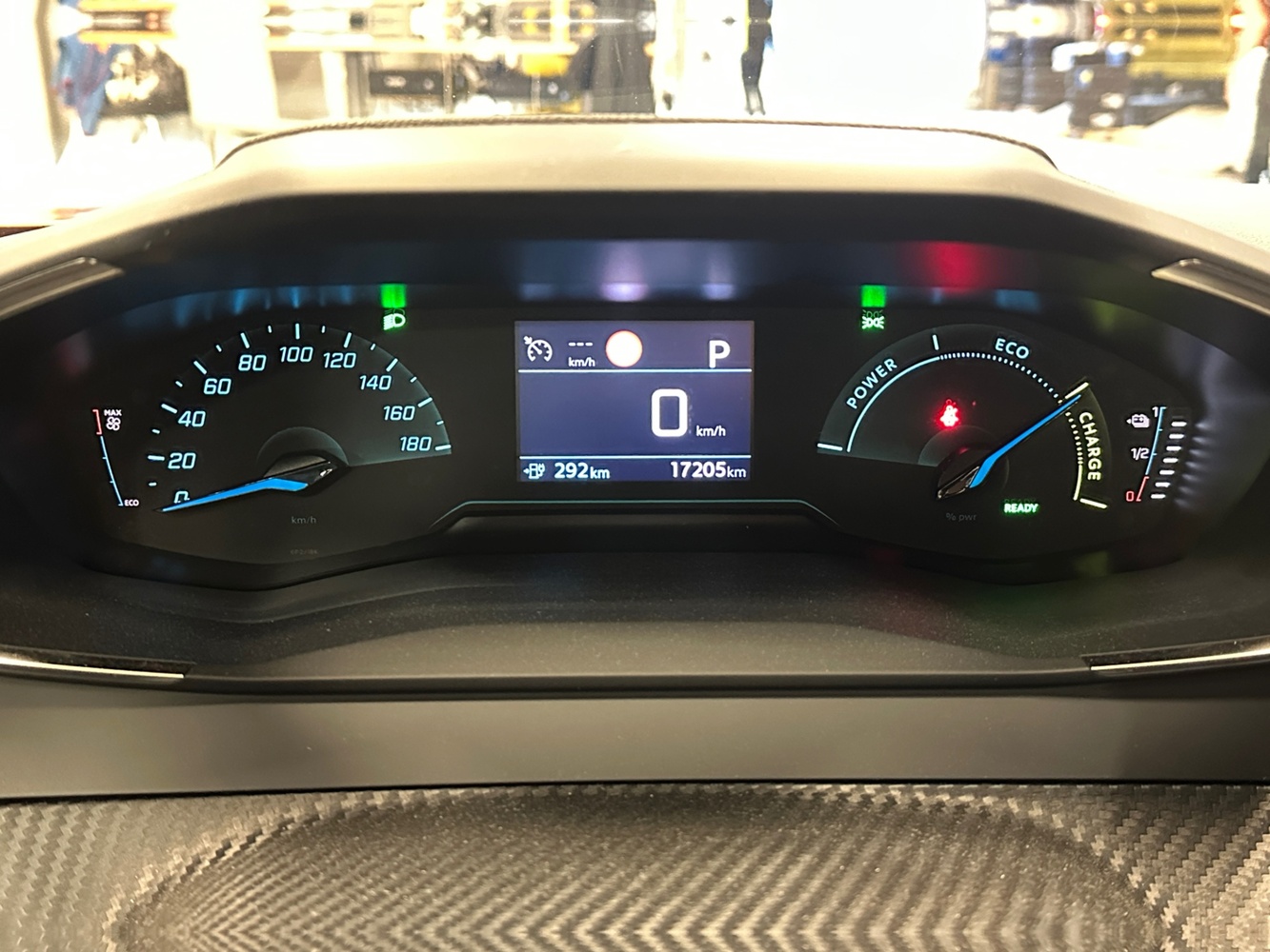 Peugeot e-2008 vaihtoauto