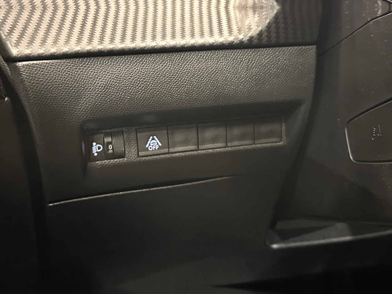 Peugeot e-2008 vaihtoauto