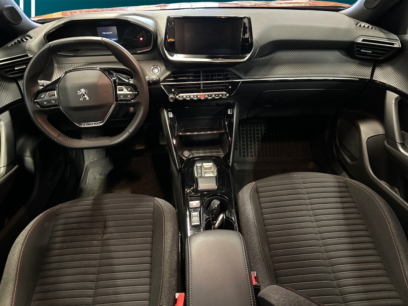 Peugeot e-2008 vaihtoauto