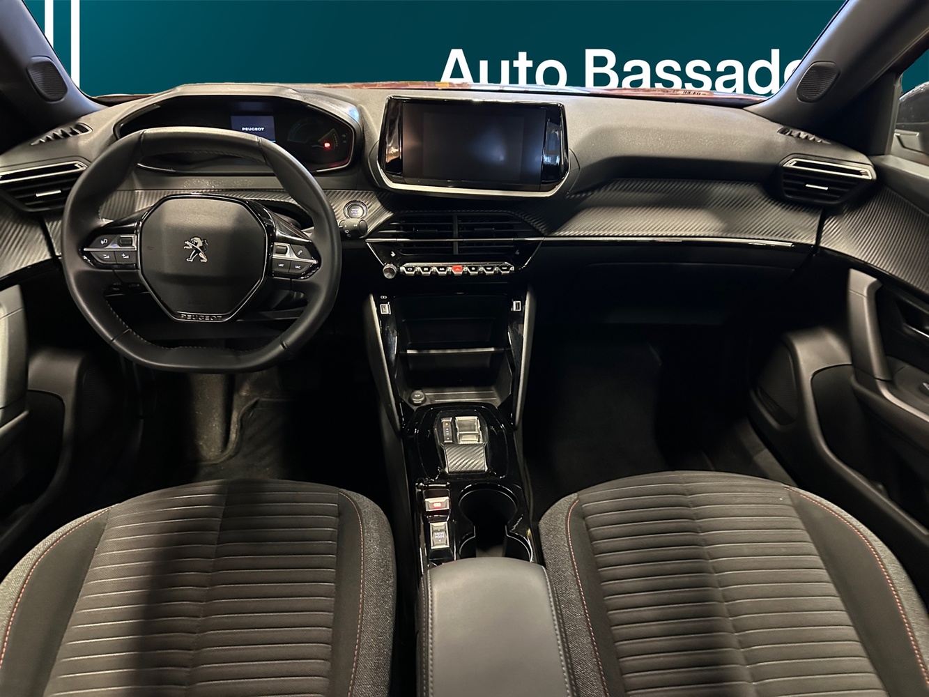 Peugeot e-2008 vaihtoauto