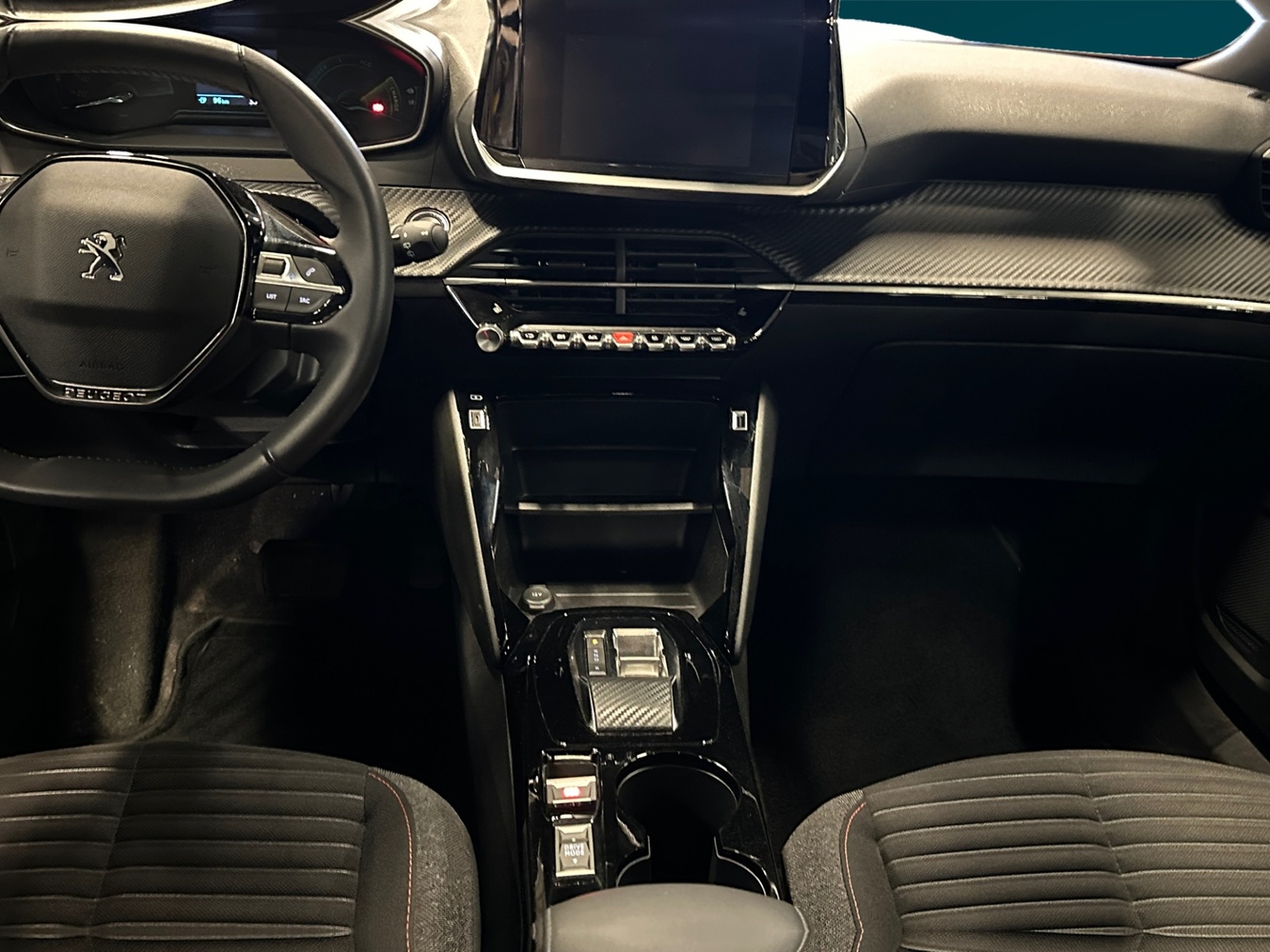Peugeot e-2008 vaihtoauto