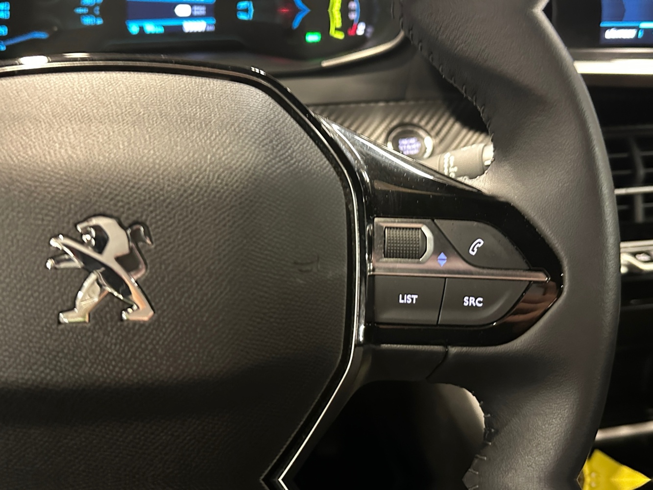Peugeot e-2008 vaihtoauto