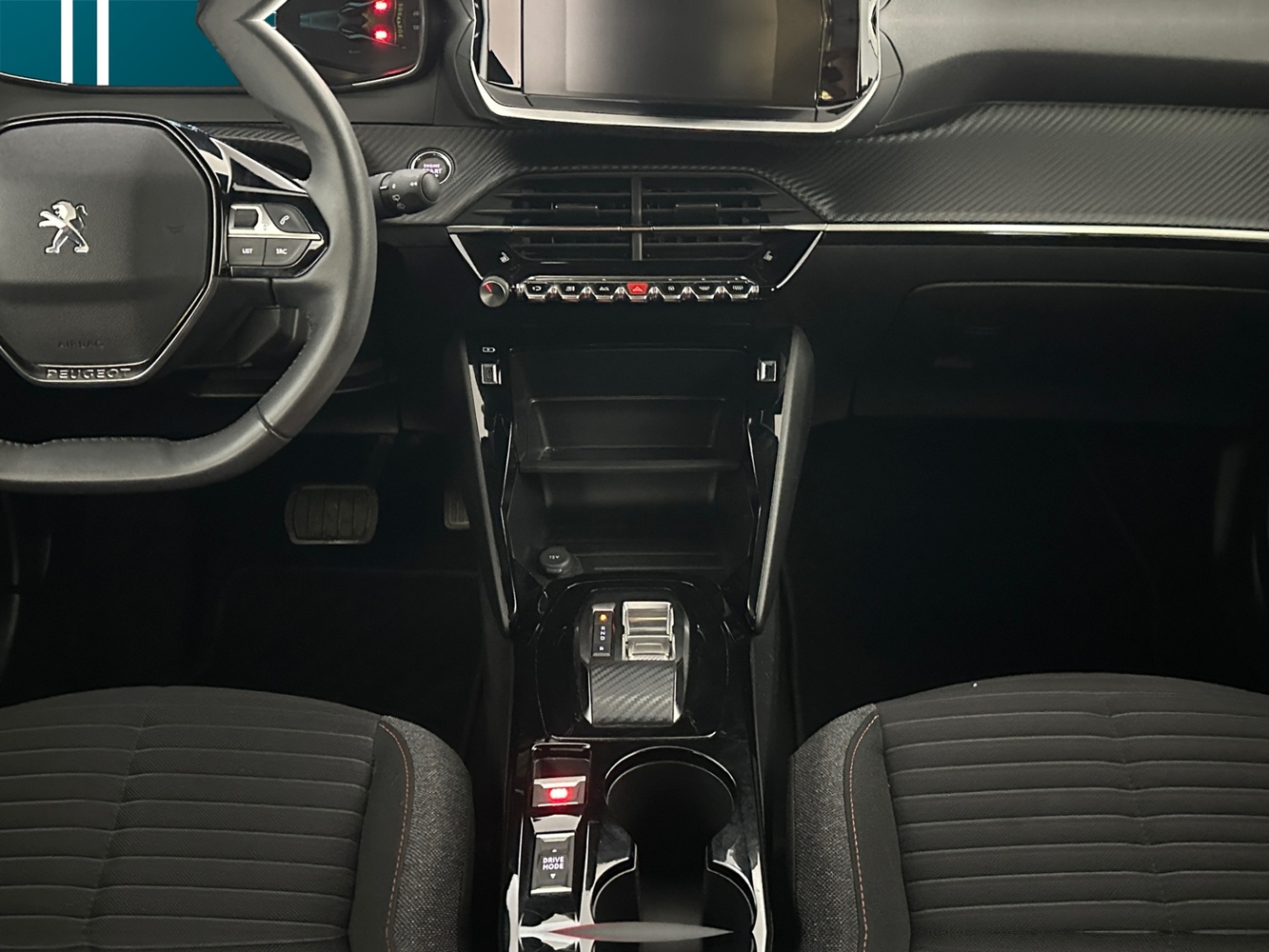 Peugeot e-2008 vaihtoauto