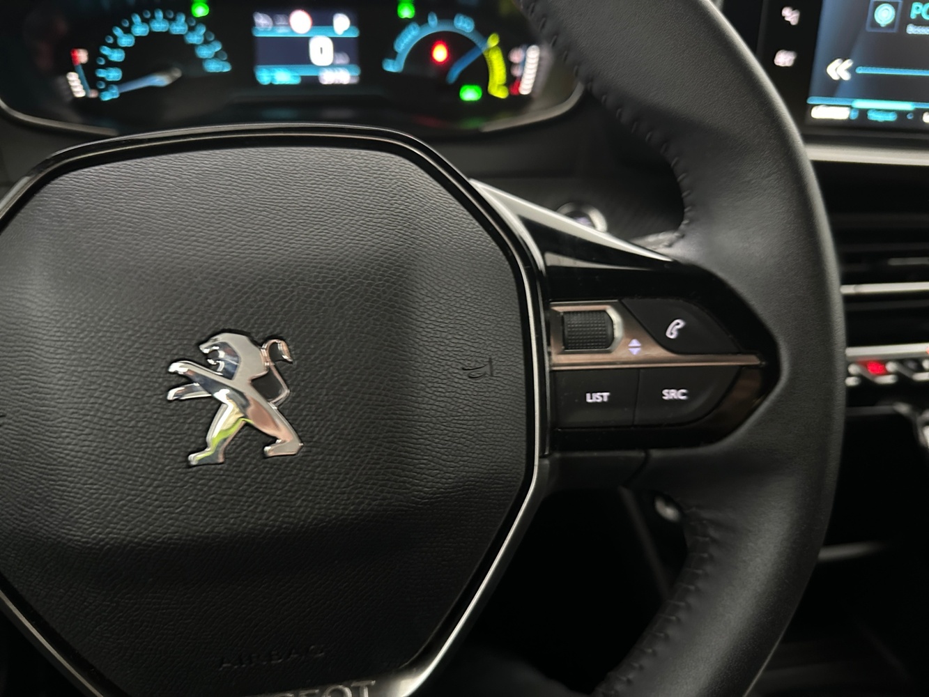 Peugeot e-2008 vaihtoauto