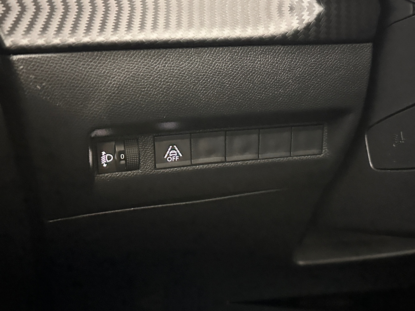 Peugeot e-2008 vaihtoauto