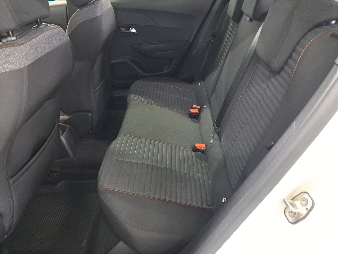 Peugeot 2008 vaihtoauto