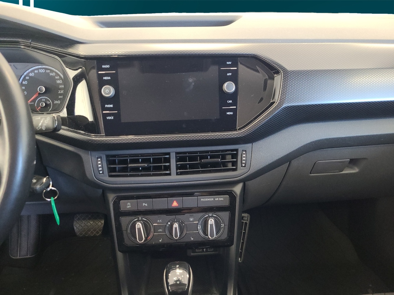 Volkswagen T-Cross vaihtoauto