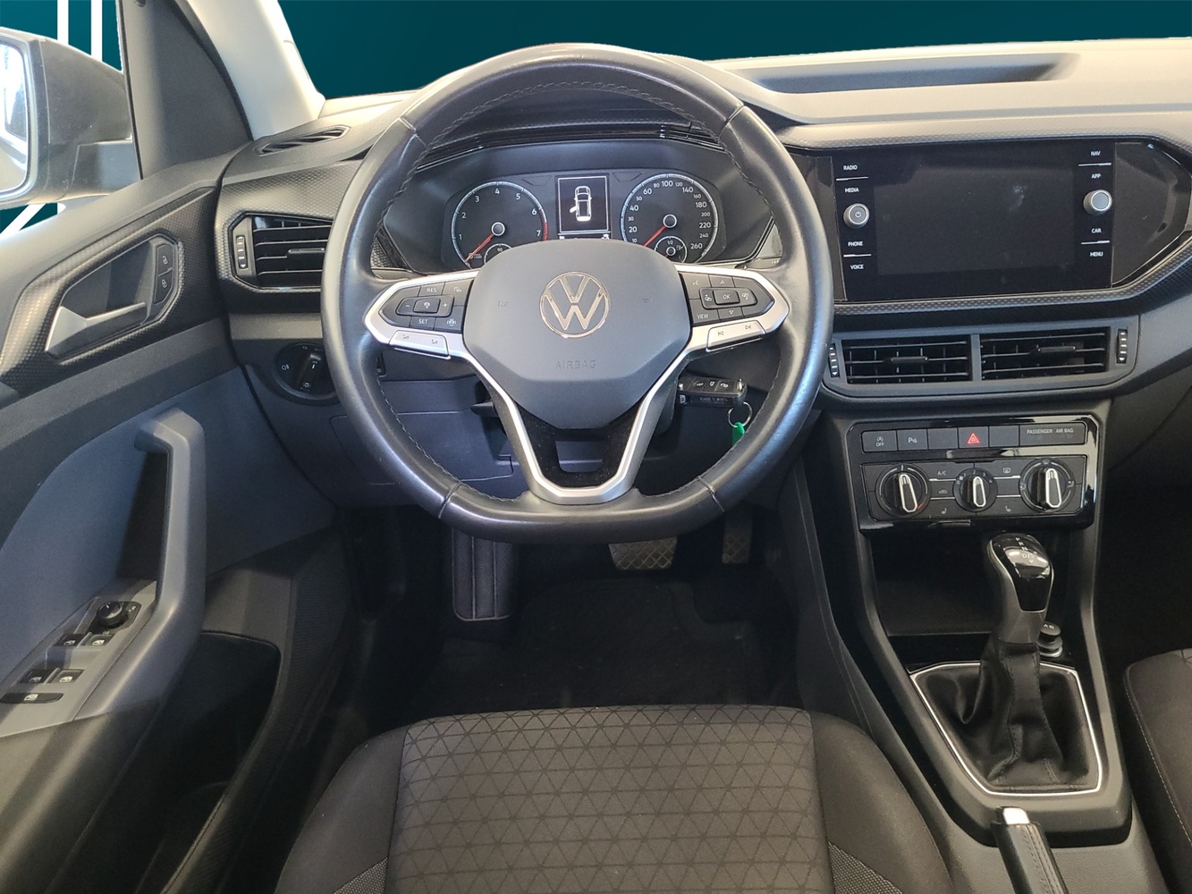 Volkswagen T-Cross vaihtoauto