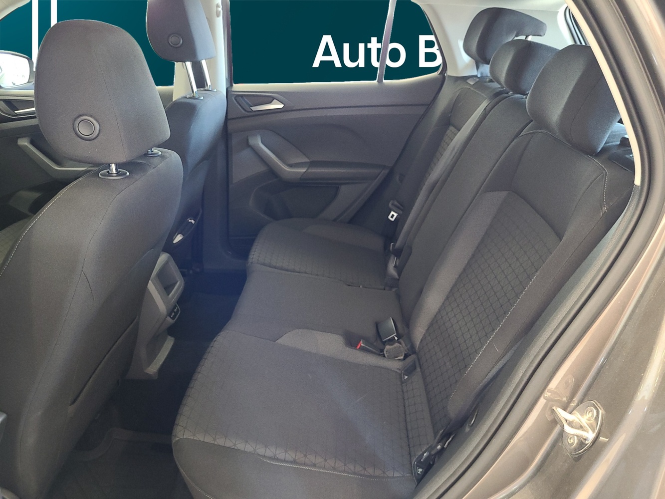 Volkswagen T-Cross vaihtoauto
