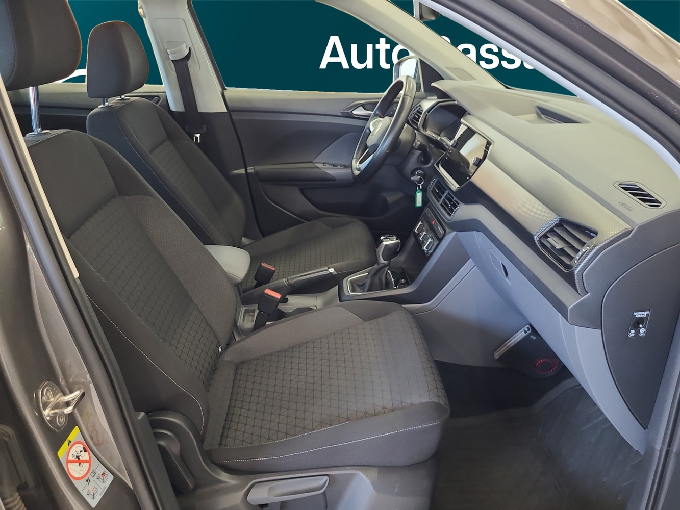 Volkswagen T-Cross vaihtoauto