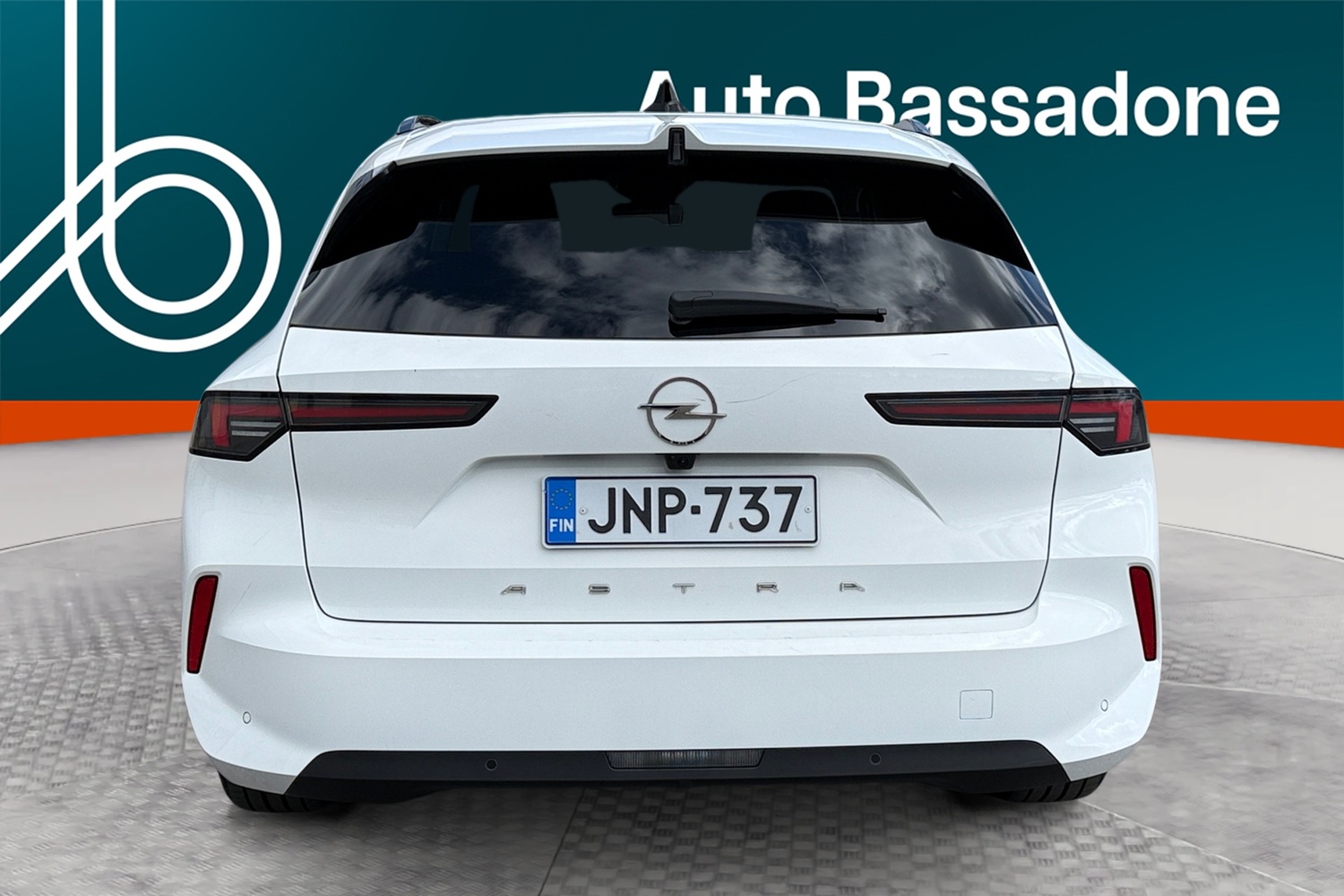Opel Astra vaihtoauto