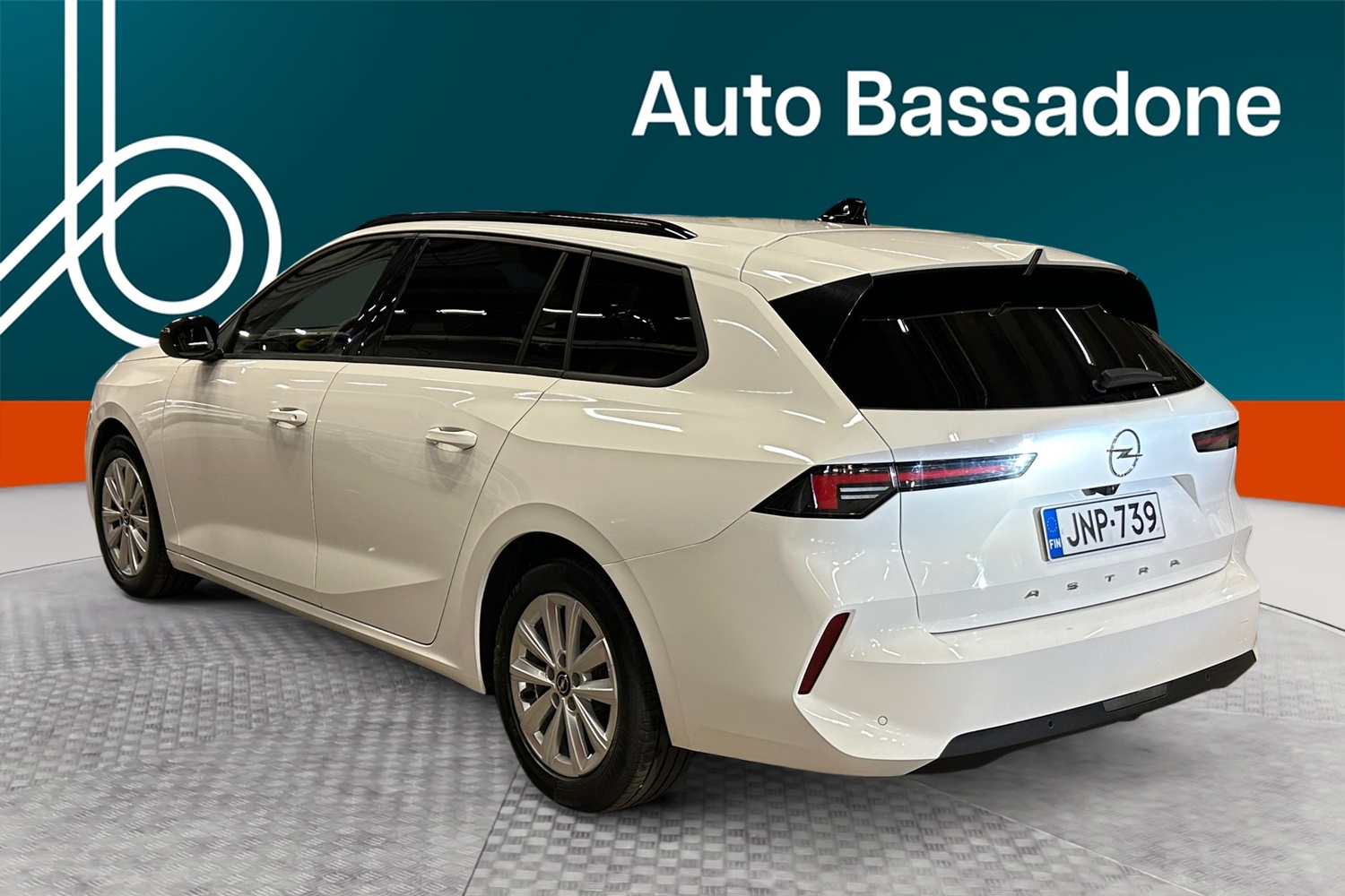 Opel Astra vaihtoauto